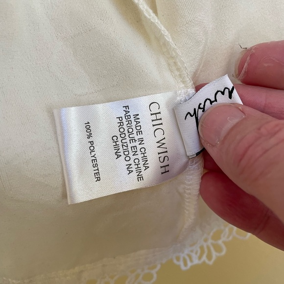 Chicwish Diva crop top in white - Picture 5 of 7